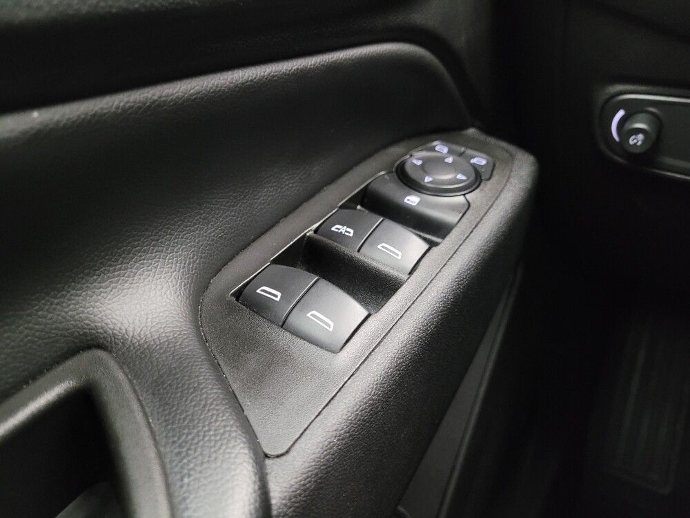 2021 Chevrolet Equinox in Des Moines, IA 50310 - 18115163 27