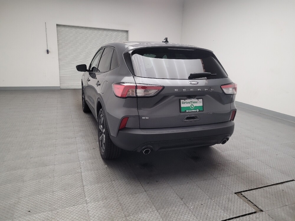 2022 Ford Escape in Montclair, CA 91763 - 18115167 6