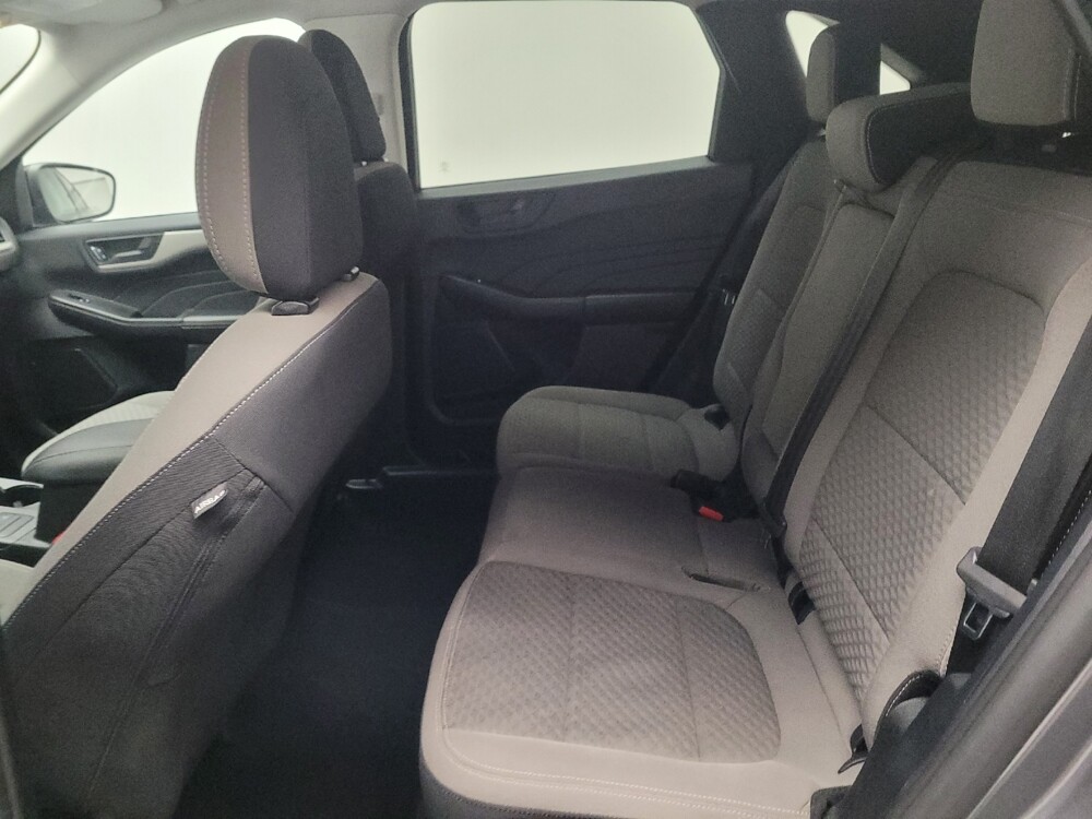 2022 Ford Escape in Montclair, CA 91763 - 18115167 18