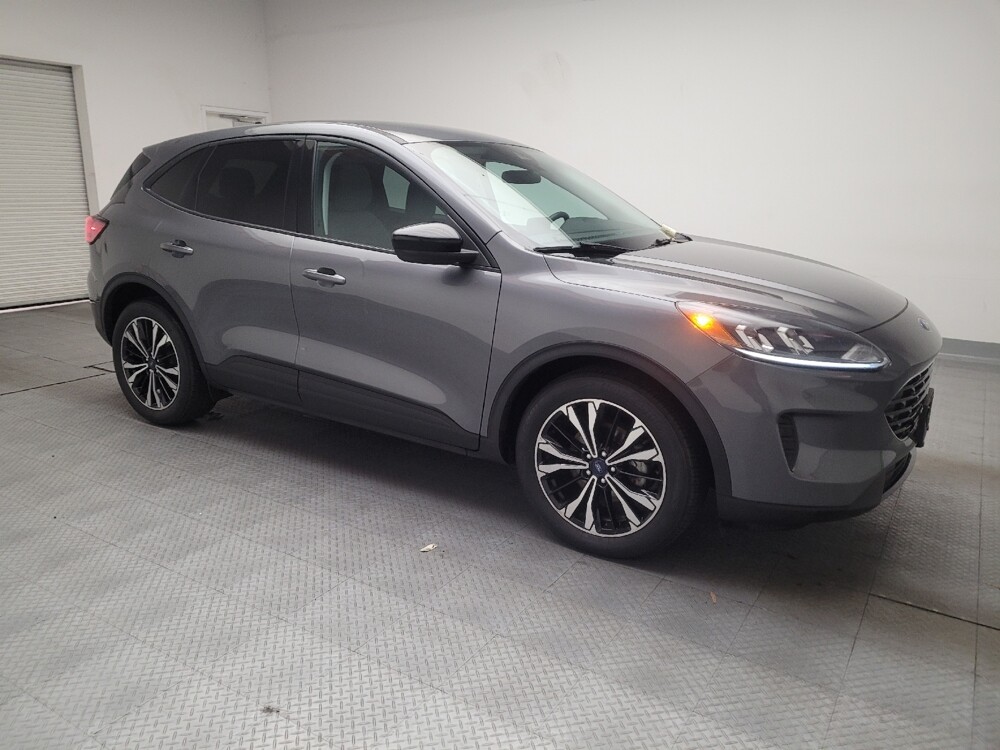 2022 Ford Escape in Montclair, CA 91763 - 18115167 11