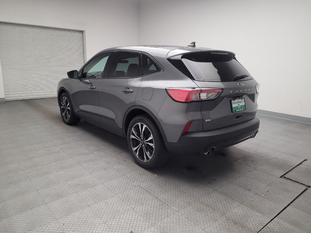 2022 Ford Escape in Montclair, CA 91763 - 18115167 5