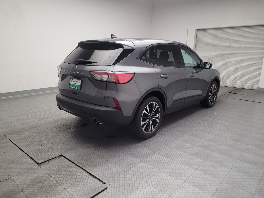 2022 Ford Escape in Montclair, CA 91763 - 18115167 9