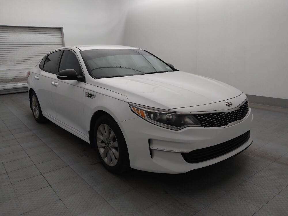 2018 Kia Optima in Fort Myers, FL 33907 - 18115172 13