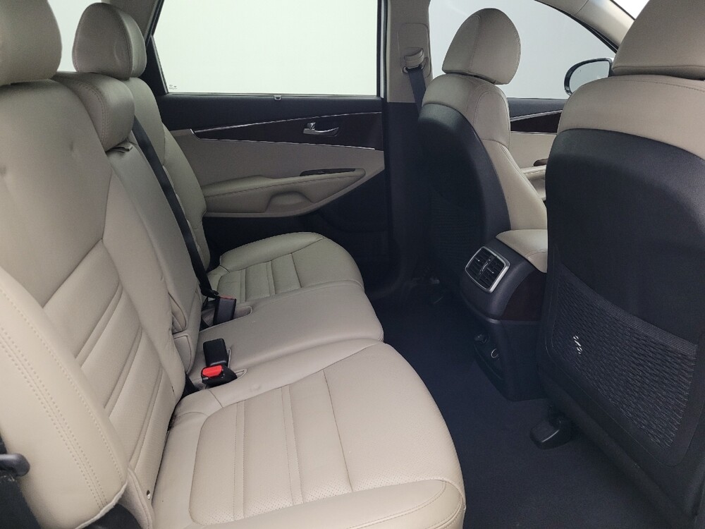 2018 Kia Sorento in Jacksonville, FL 32225 - 18115175 19