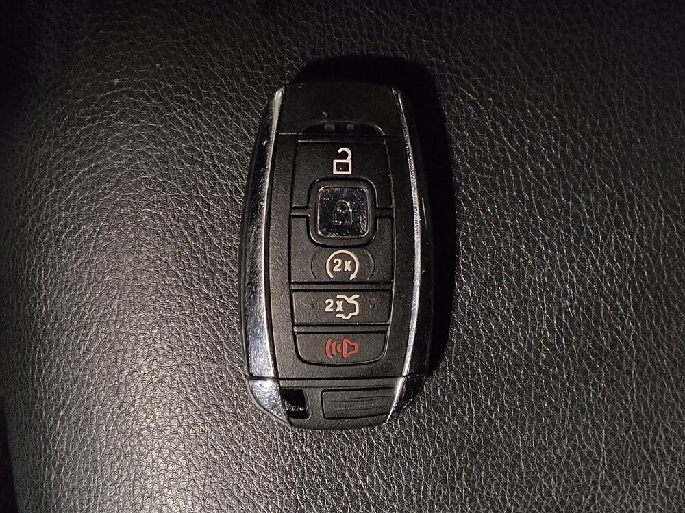 2017 Lincoln MKC in Kissimmee, FL 34744 - 18115177 32