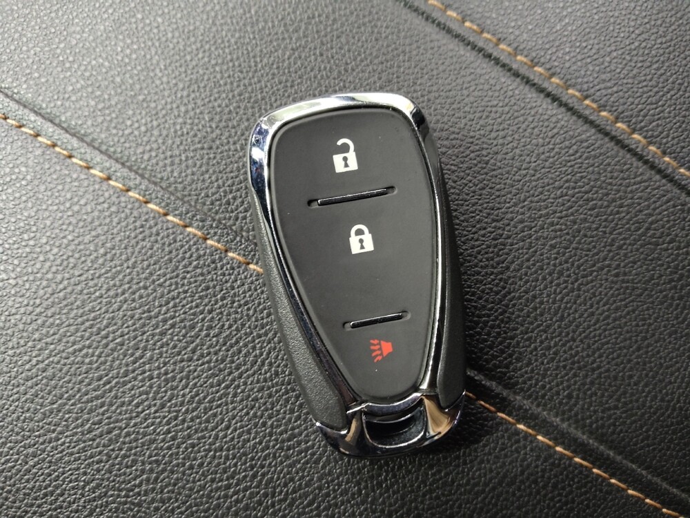 2021 Chevrolet Traverse in Greensboro, NC 27407 - 18115184 32