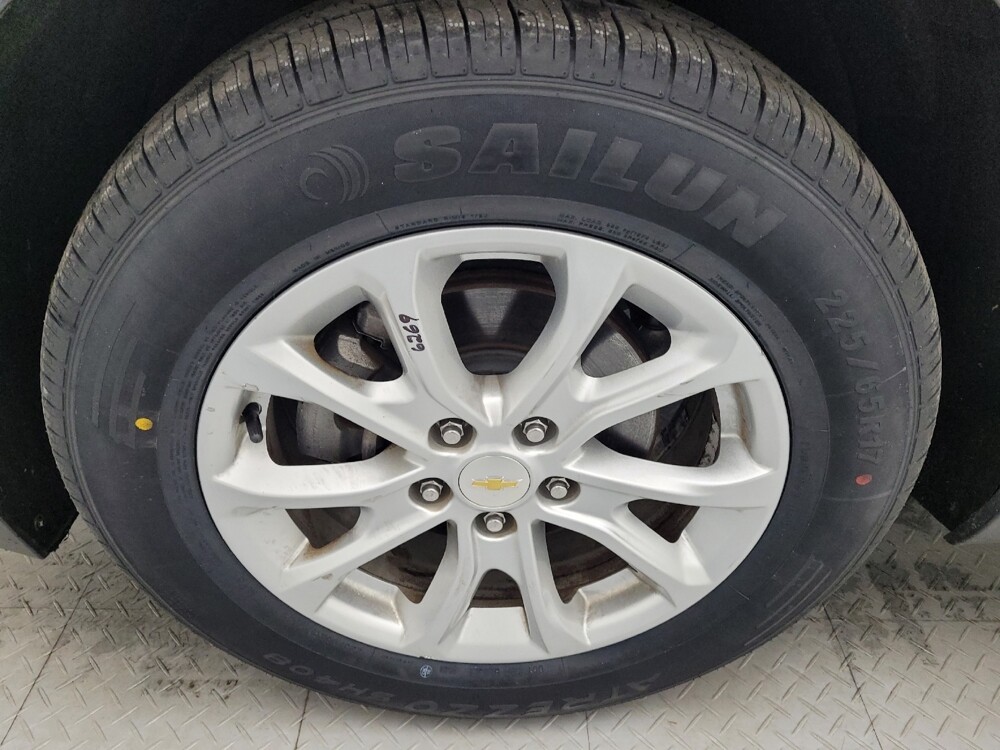 2018 Chevrolet Equinox in Charleston, SC 29414 - 18115185 31