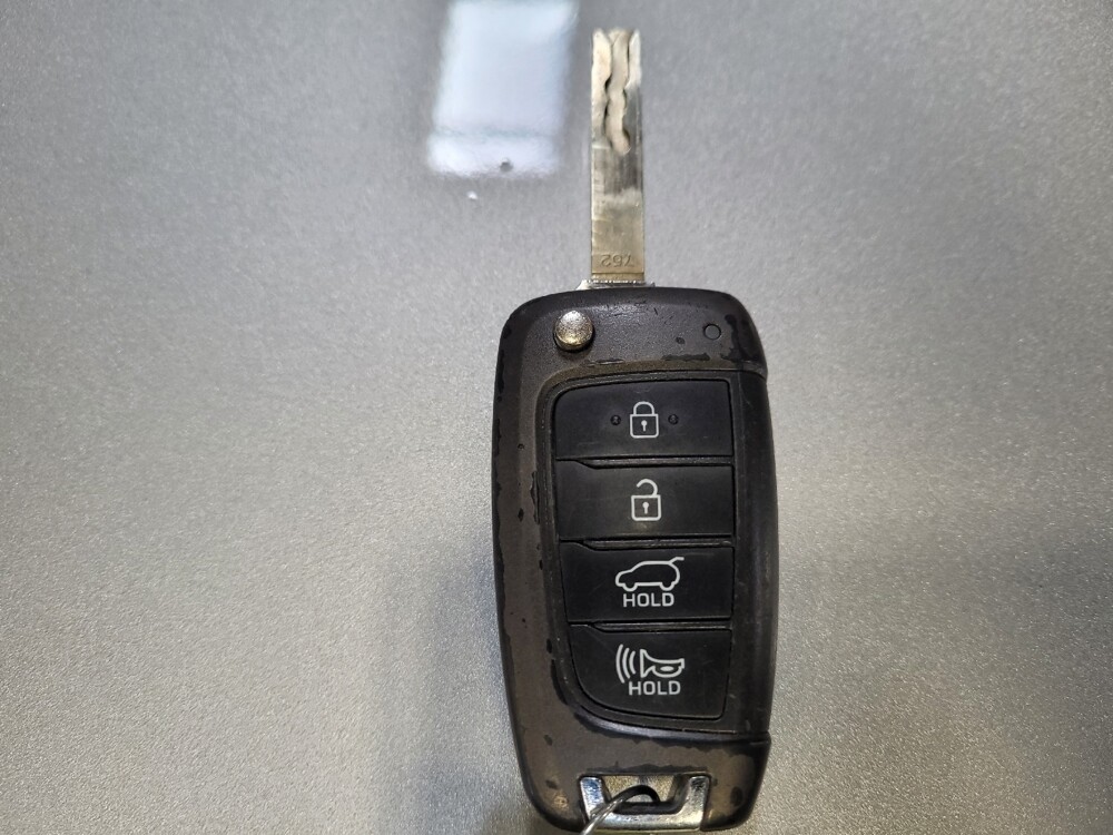 2019 Hyundai Santa Fe in Sacramento, CA 95821 - 18115193 32