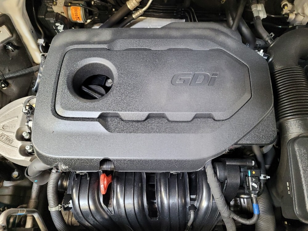 2019 Hyundai Santa Fe in Sacramento, CA 95821 - 18115193 30