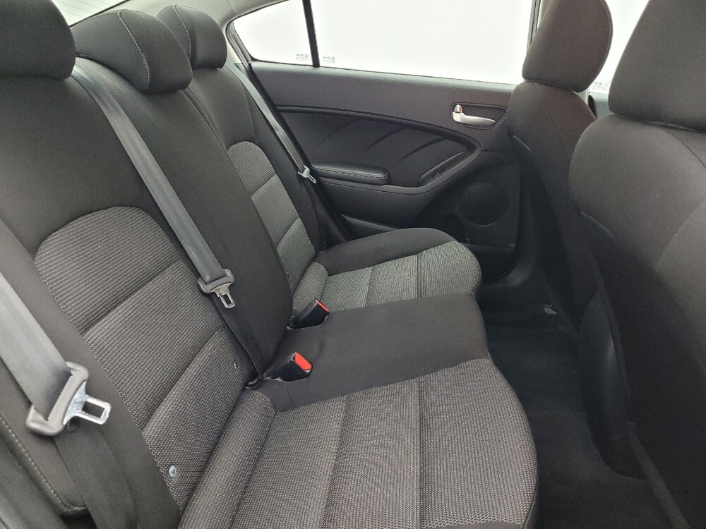 2017 Kia Forte in Greenville, SC 29607 - 18115197 19