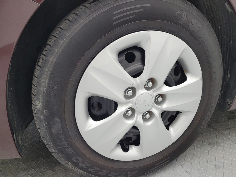 2017 Kia Forte in Greenville, SC 29607 - 18115197 31