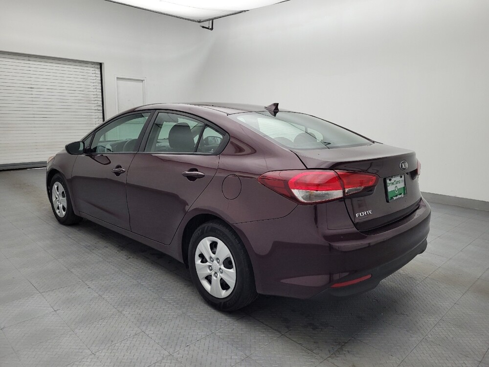 2017 Kia Forte in Greenville, SC 29607 - 18115197 5