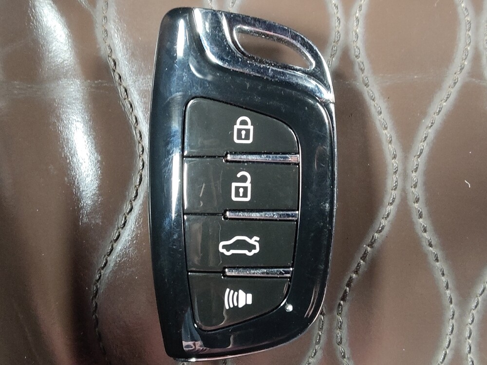 2016 INFINITI QX80 in Houston, TX 77034 - 18115202 32