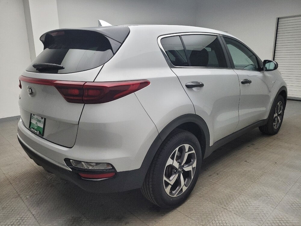 2020 Kia Sportage in Taylor, MI 48180 - 18115205 10