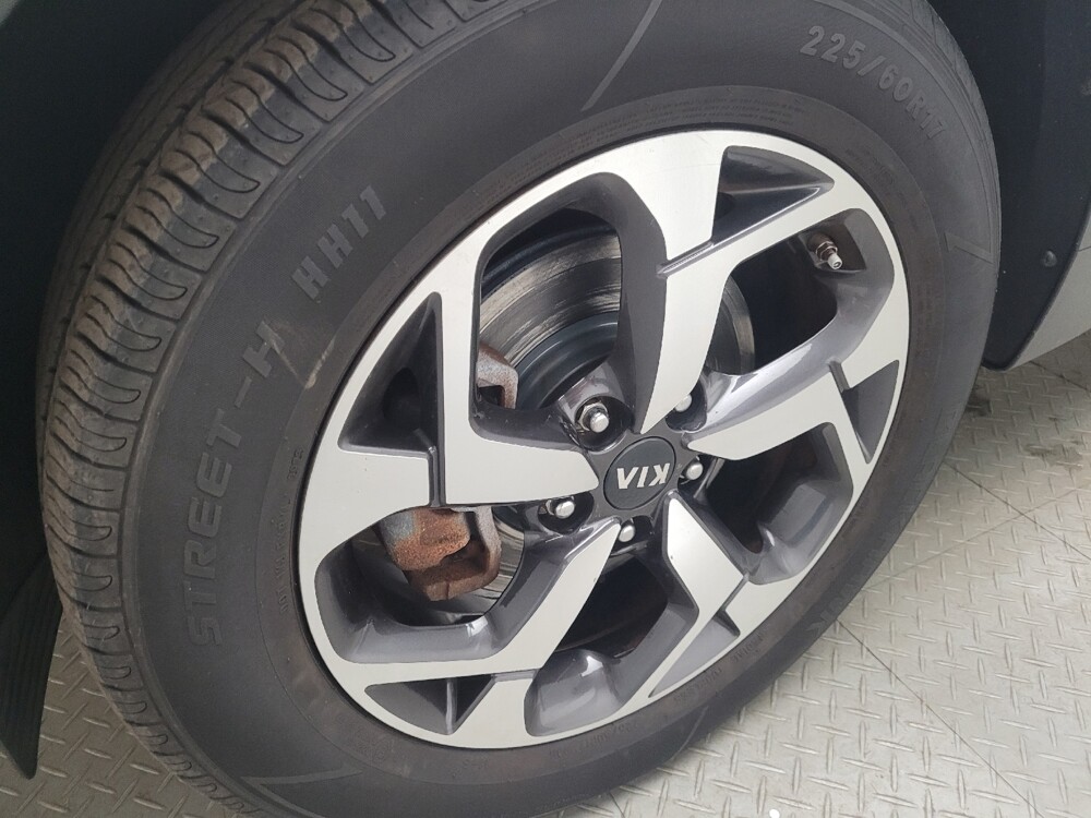 2020 Kia Sportage in Taylor, MI 48180 - 18115205 31