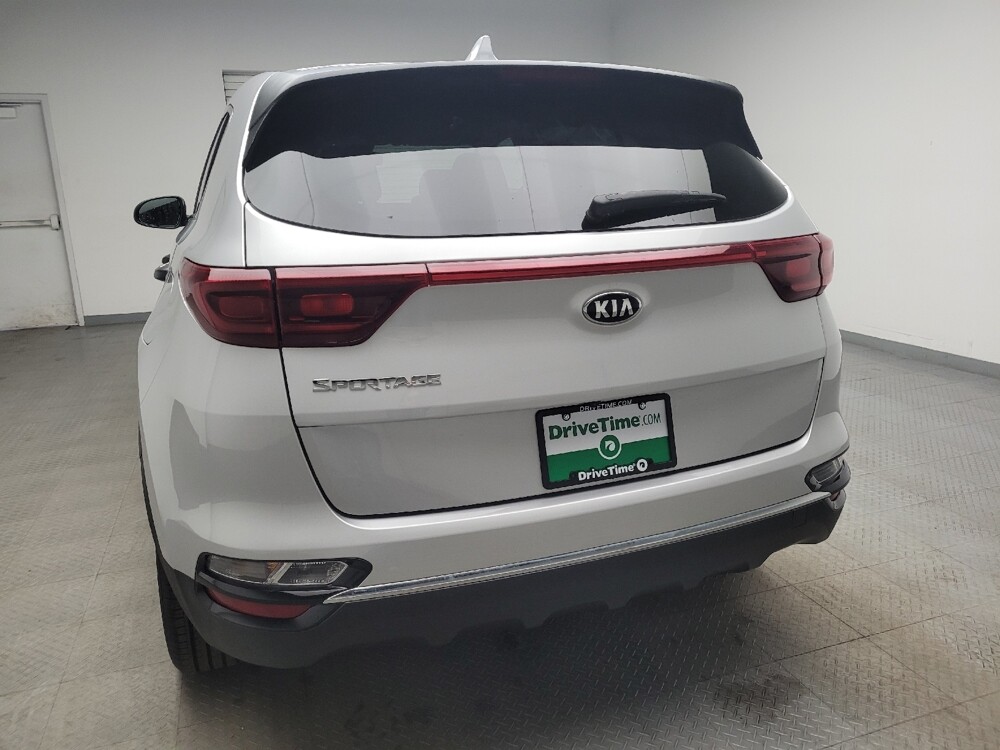 2020 Kia Sportage in Taylor, MI 48180 - 18115205 6