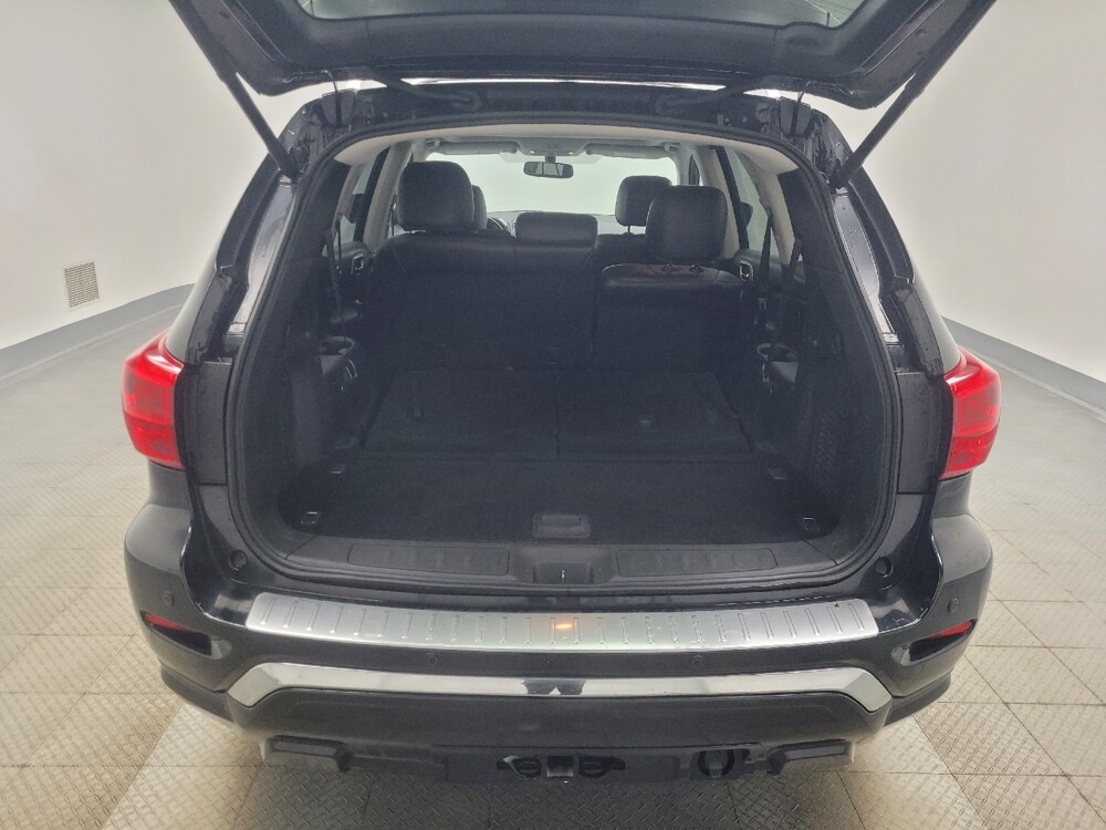 2018 Nissan Pathfinder in Indianapolis, IN 46219 - 18115210 29