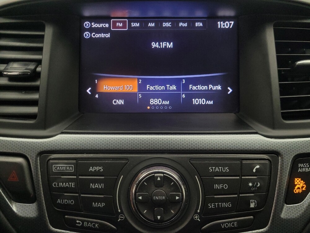 2018 Nissan Pathfinder in Indianapolis, IN 46219 - 18115210 25