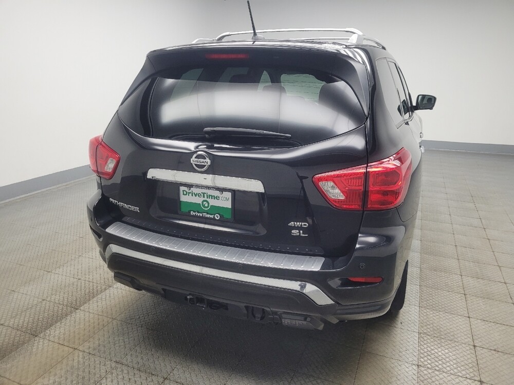 2018 Nissan Pathfinder in Indianapolis, IN 46219 - 18115210 7