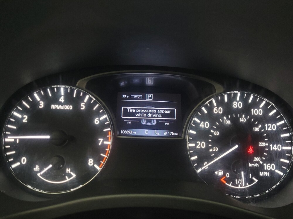 2018 Nissan Pathfinder in Indianapolis, IN 46219 - 18115210 23