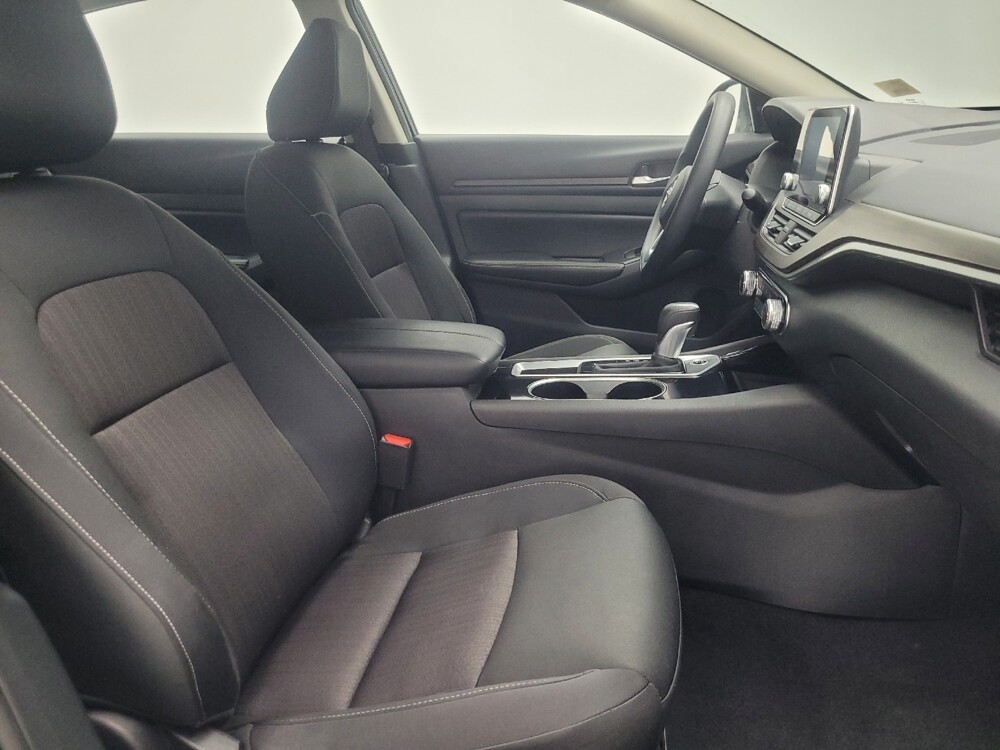 2024 Nissan Altima in Indianapolis, IN 46219 - 18115217 21