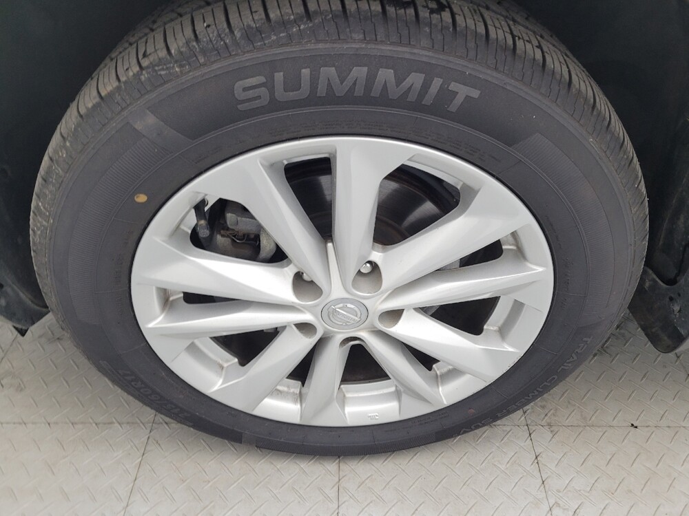 2018 Nissan Rogue Sport in Raleigh, NC 27604 - 18115236 31