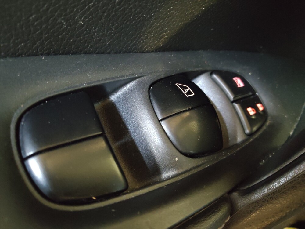 2018 Nissan Rogue Sport in Raleigh, NC 27604 - 18115236 27