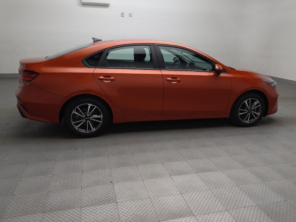 2023 Kia Forte in Fort Worth, TX 76116 - 18115237 10