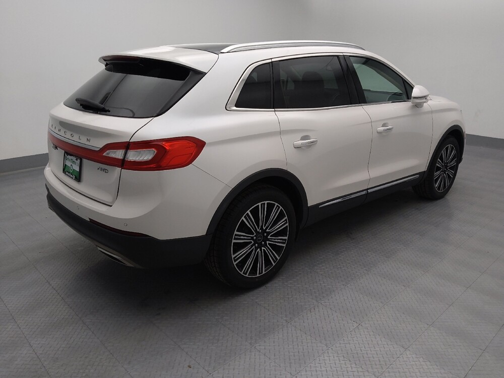 2018 Lincoln MKX in St. Louis, MO 63125 - 18115240 10