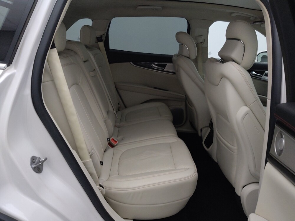 2018 Lincoln MKX in St. Louis, MO 63125 - 18115240 19