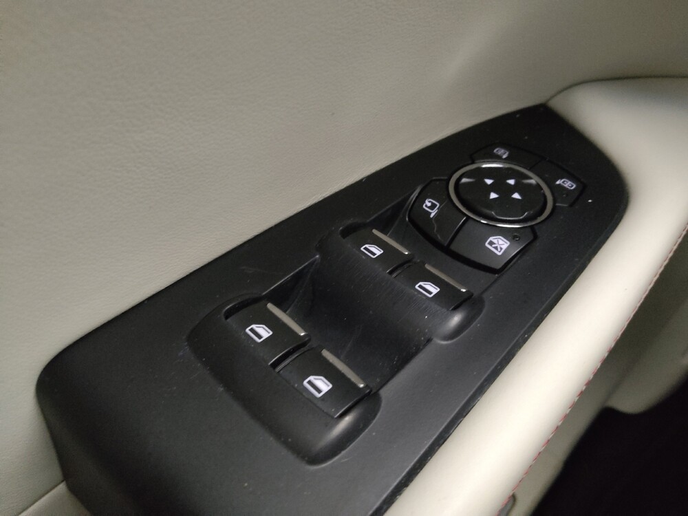 2018 Lincoln MKX in St. Louis, MO 63125 - 18115240 27