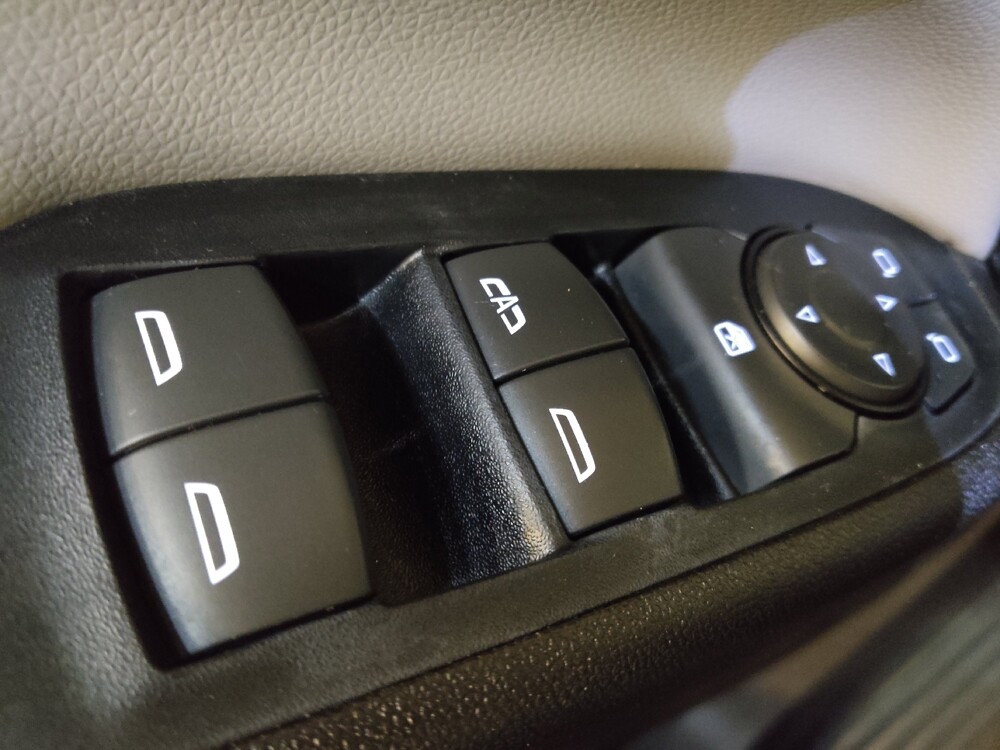 2019 Chevrolet Equinox in Greensboro, NC 27407 - 18115244 27