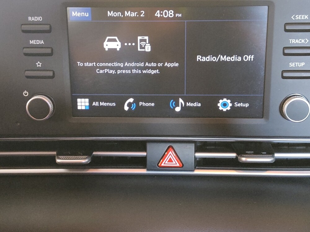 2024 Hyundai Elantra in Lakeland, FL 33815 - 18115250 25