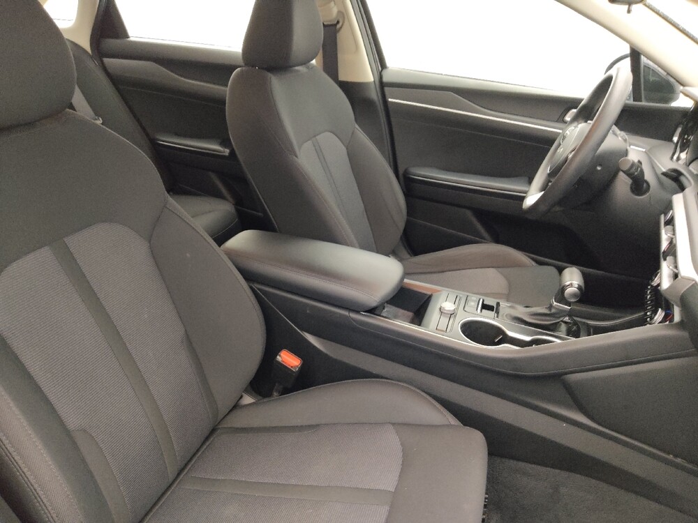 2022 Kia K5 in Tampa, FL 33612 - 18115255 21