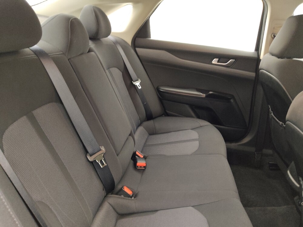 2022 Kia K5 in Tampa, FL 33612 - 18115255 19