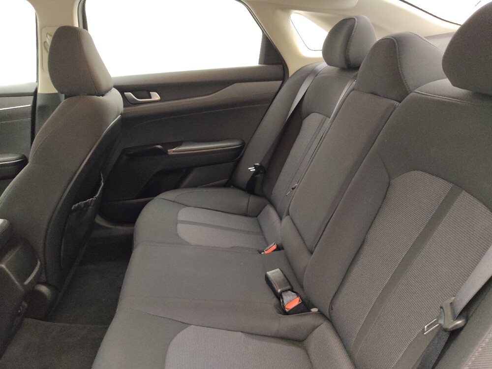 2022 Kia K5 in Tampa, FL 33612 - 18115255 18