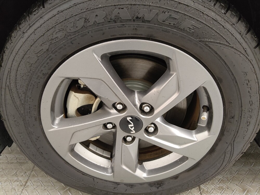 2022 Kia K5 in Tampa, FL 33612 - 18115255 31