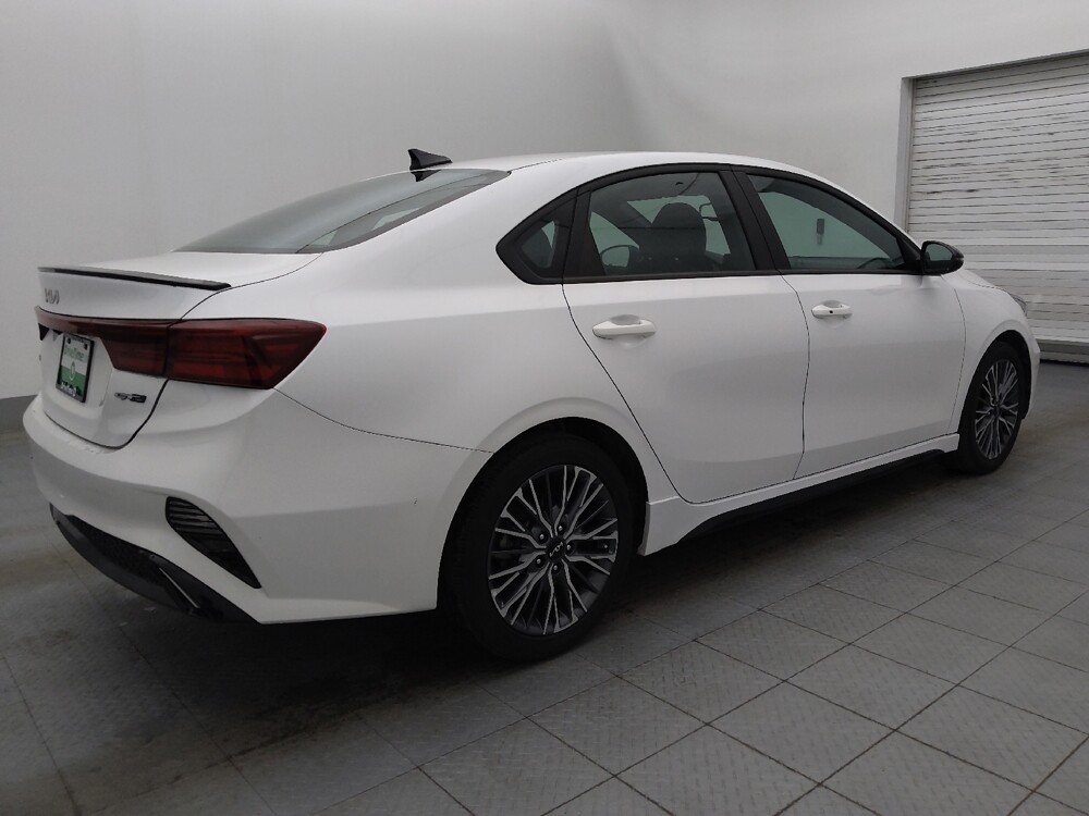 2024 Kia Forte in Fort Myers, FL 33907 - 18115257 10