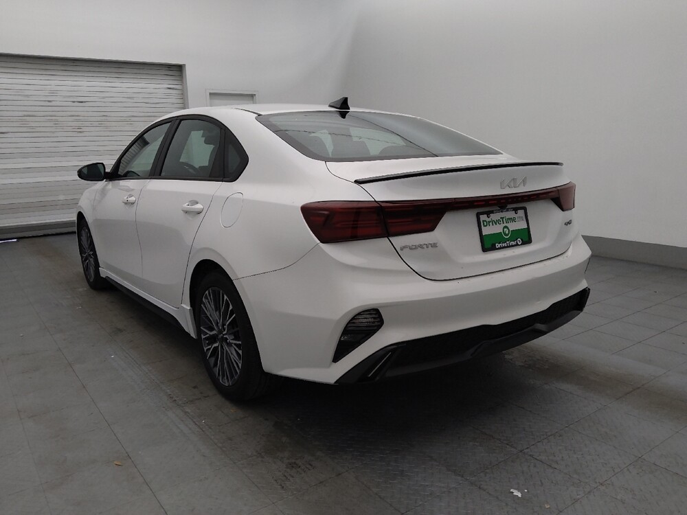 2024 Kia Forte in Fort Myers, FL 33907 - 18115257 5