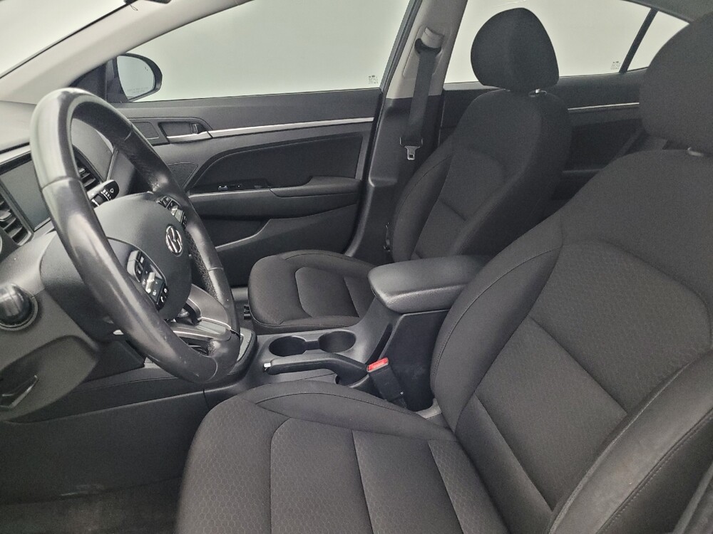 2019 Hyundai Elantra in Tampa, FL 33612 - 18115264 17