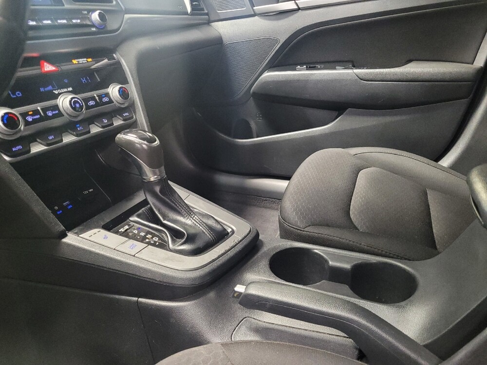 2019 Hyundai Elantra in Tampa, FL 33612 - 18115264 26