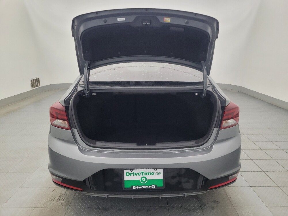 2019 Hyundai Elantra in Tampa, FL 33612 - 18115264 29