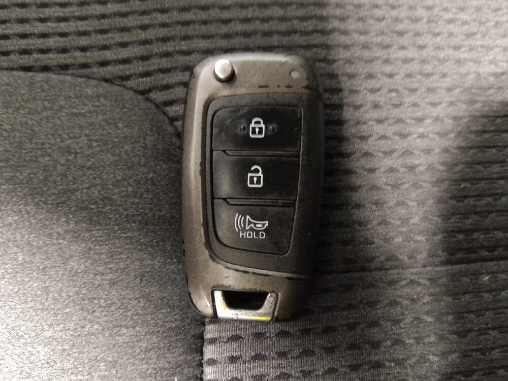 2020 Hyundai Santa Fe in Columbus, OH 43231 - 18115273 32