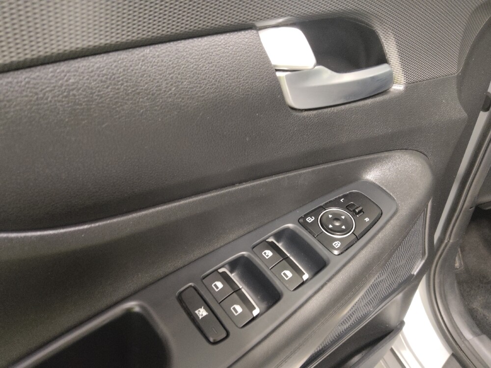 2020 Hyundai Santa Fe in Columbus, OH 43231 - 18115273 27