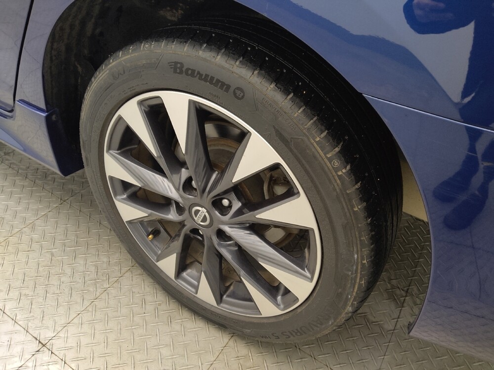 2018 Nissan Sentra in Houston, TX 77060 - 18115274 31