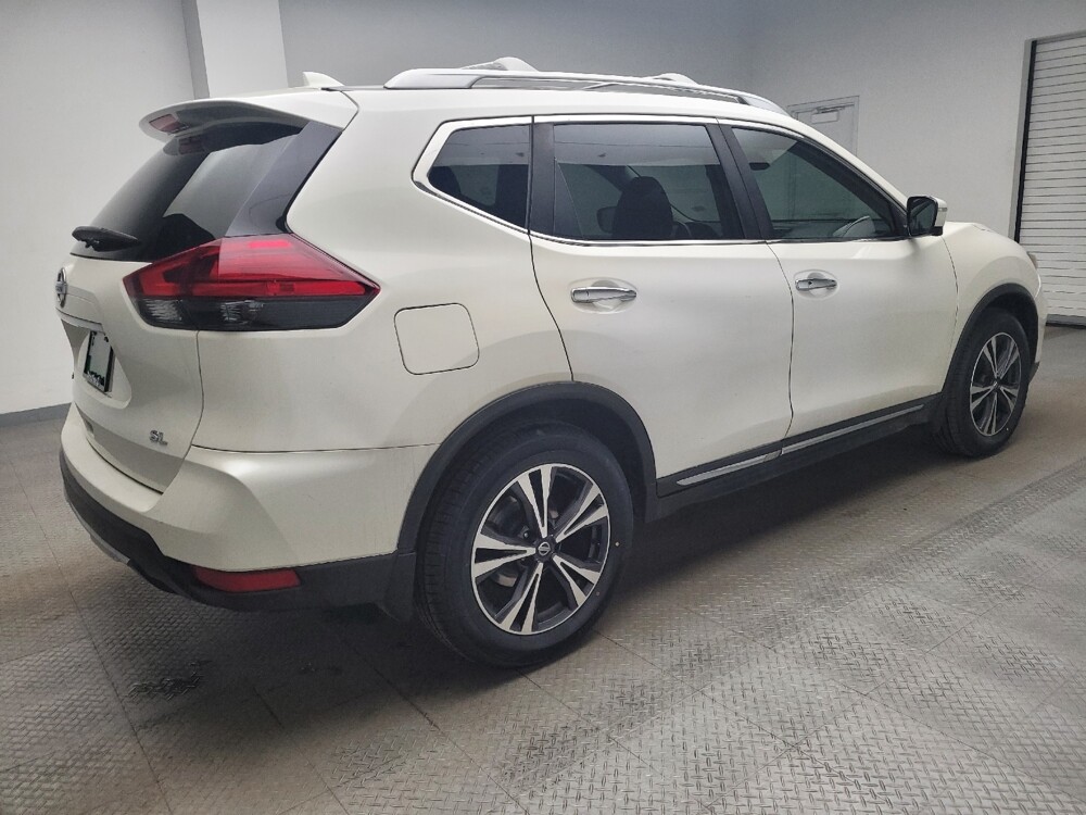 2017 Nissan Rogue in Taylor, MI 48180 - 18115278 10