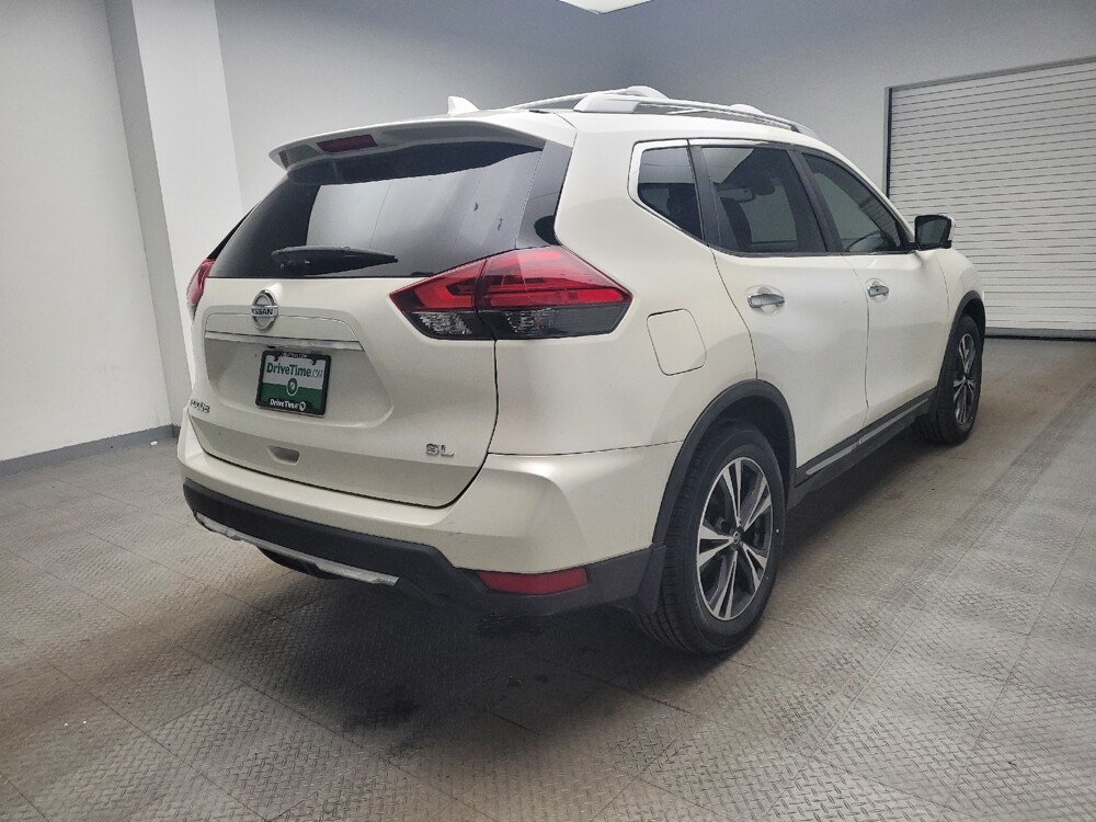 2017 Nissan Rogue in Taylor, MI 48180 - 18115278 9