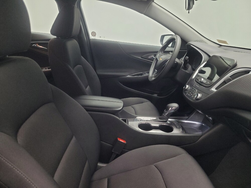 2024 Chevrolet Malibu in Indianapolis, IN 46219 - 18115283 21