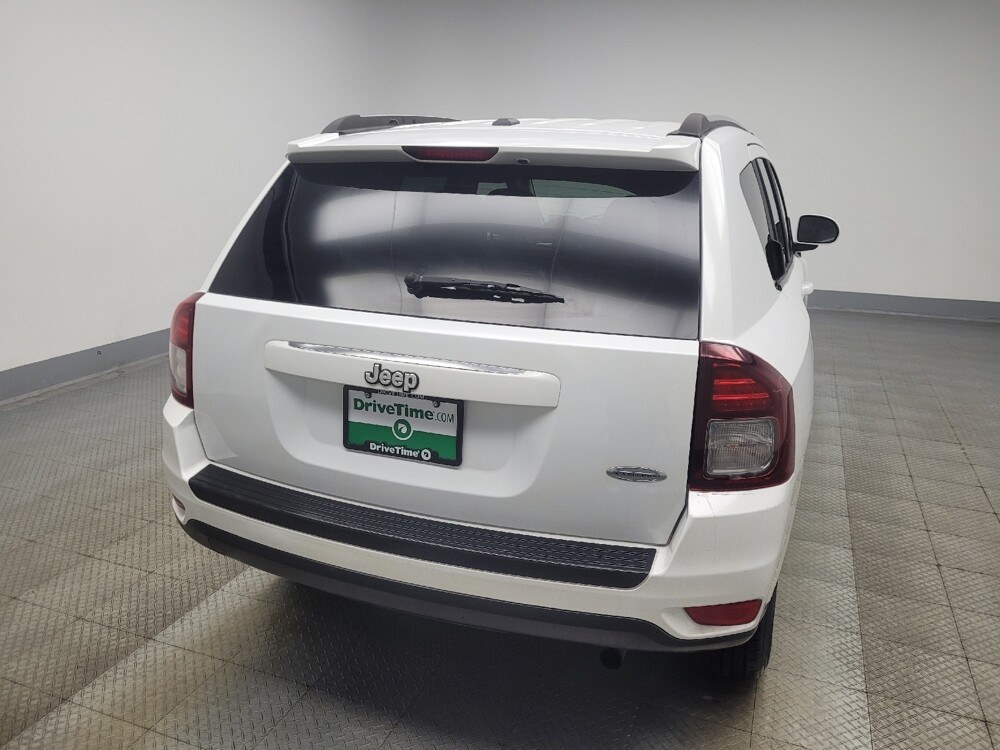 2017 Jeep Compass in Indianapolis, IN 46219 - 18115285 7
