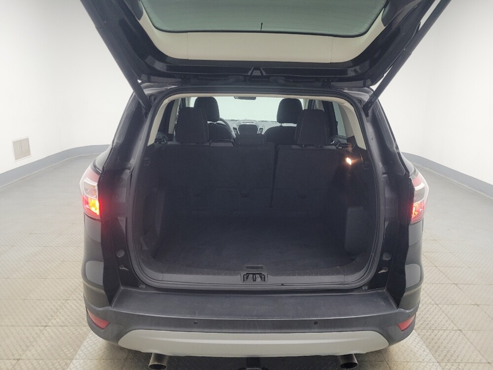 2017 Ford Escape in Indianapolis, IN 46219 - 18115297 29